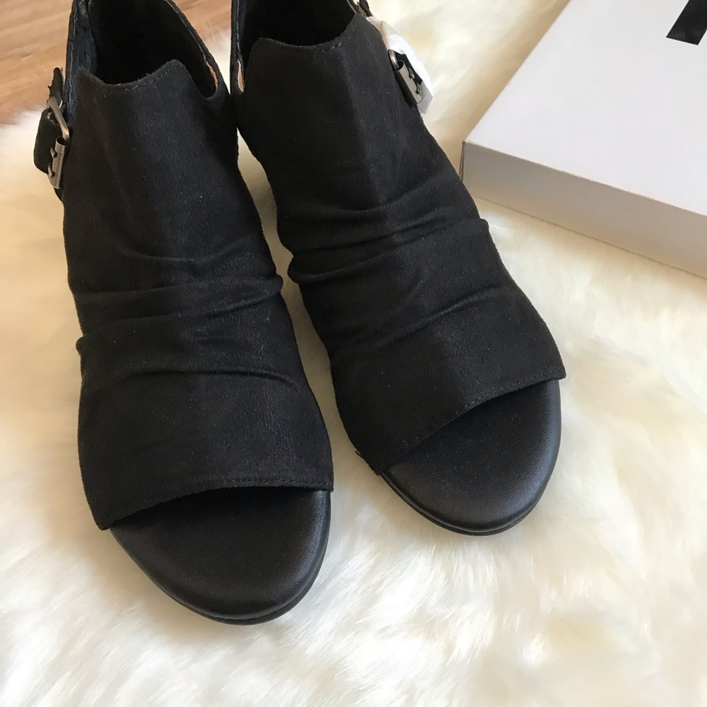 Wedge bootie 6 - Picture 6 of 7